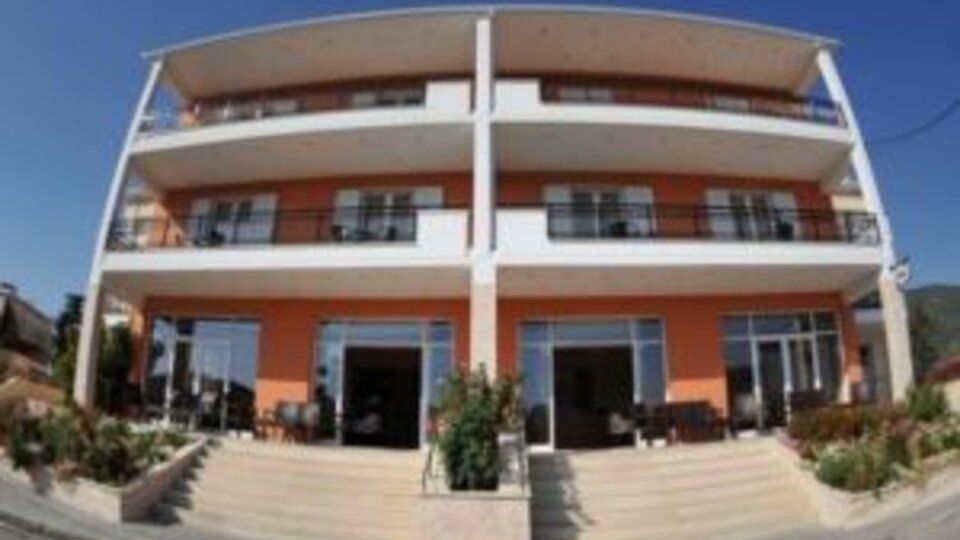 Dionysos Luxury Apartments