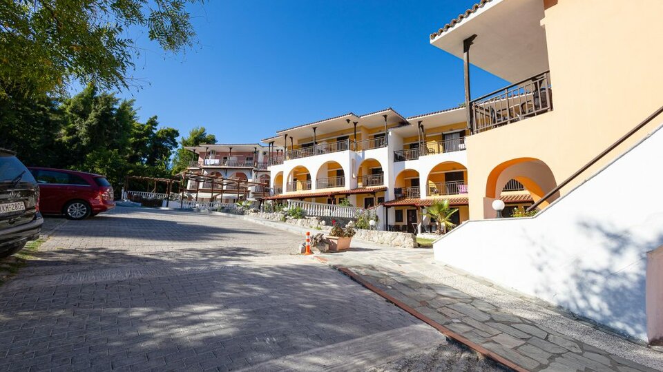 Kassandra Bay Village