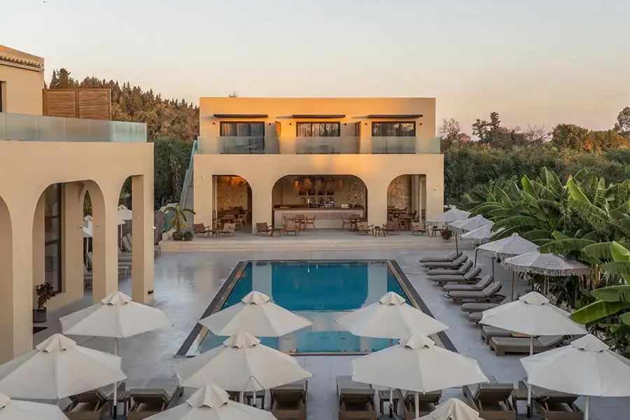Ekati Mare Boutique Resort