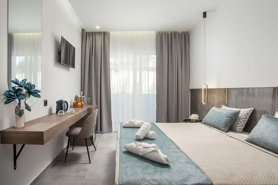 LIME HOTEL by Fresh Rhodes